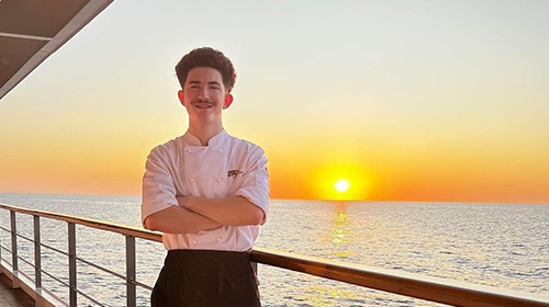 Lead Chef Dylan Hodgins onboard Coral Geographer