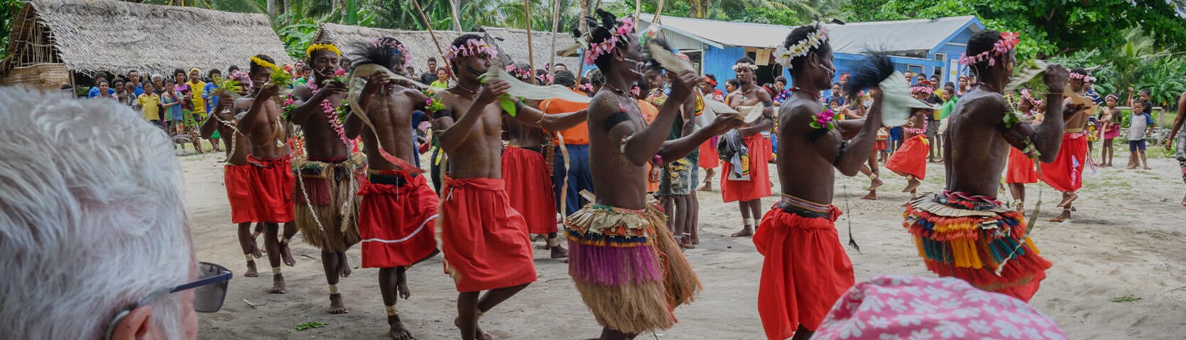 Expedition-Cruise-Papua-New-Guinea-&-Micronesia-Coral-Expeditions-PNG-Cultural-performance