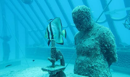 MOUA - Museum of Underwater Art